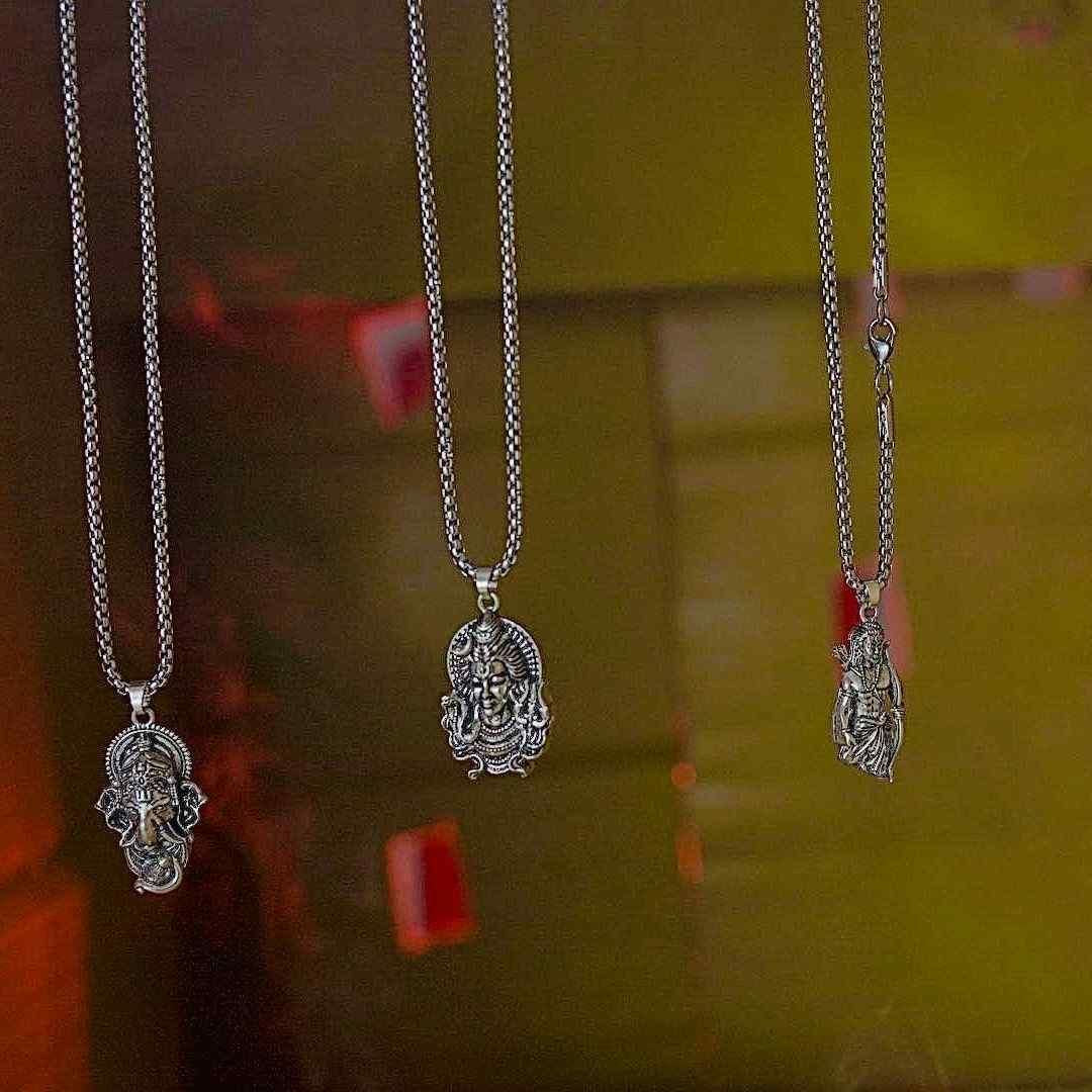 Buy 1 Get 3 Free Pendant With Chain